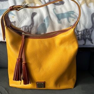 Dooney and Bourke Paige sac pebble leather